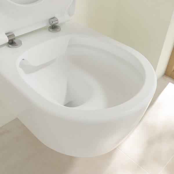 Villeroy & Boch – Avento wall-mounted, with DirectFlush, White Alpin complete with seat & cover