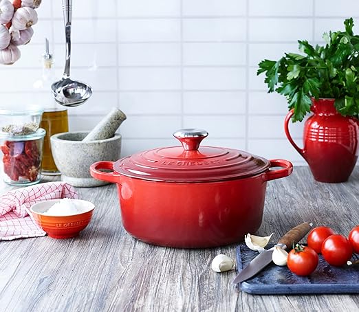 Le Creuset-Cerise Cast Iron Round Casserole 30cm/8.1L