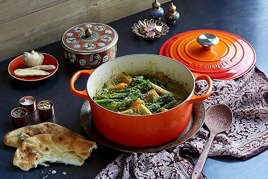 Le Creuset-Volcanic Cast Iron Round Casserole 24cm/4.2L
