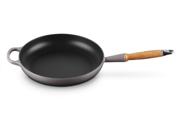 Le Creuset – Flint Cast Iron Frying Pan with Wooden Handle 28cm