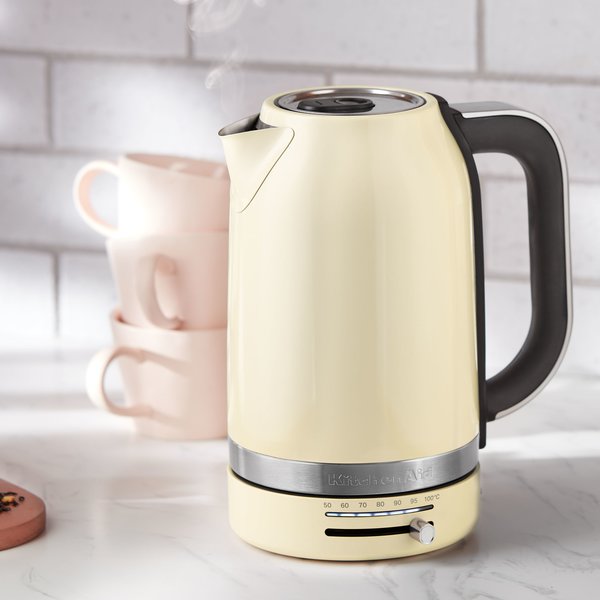 KitchenAid Variable Temperature Kettle 1.7L – Almond Cream