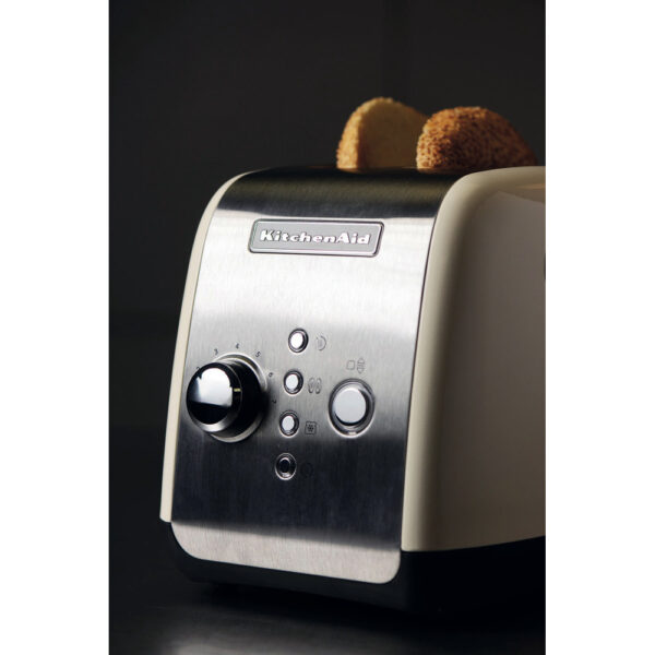 KitchenAid Toaster 2 Slice Automatic – Almond Cream